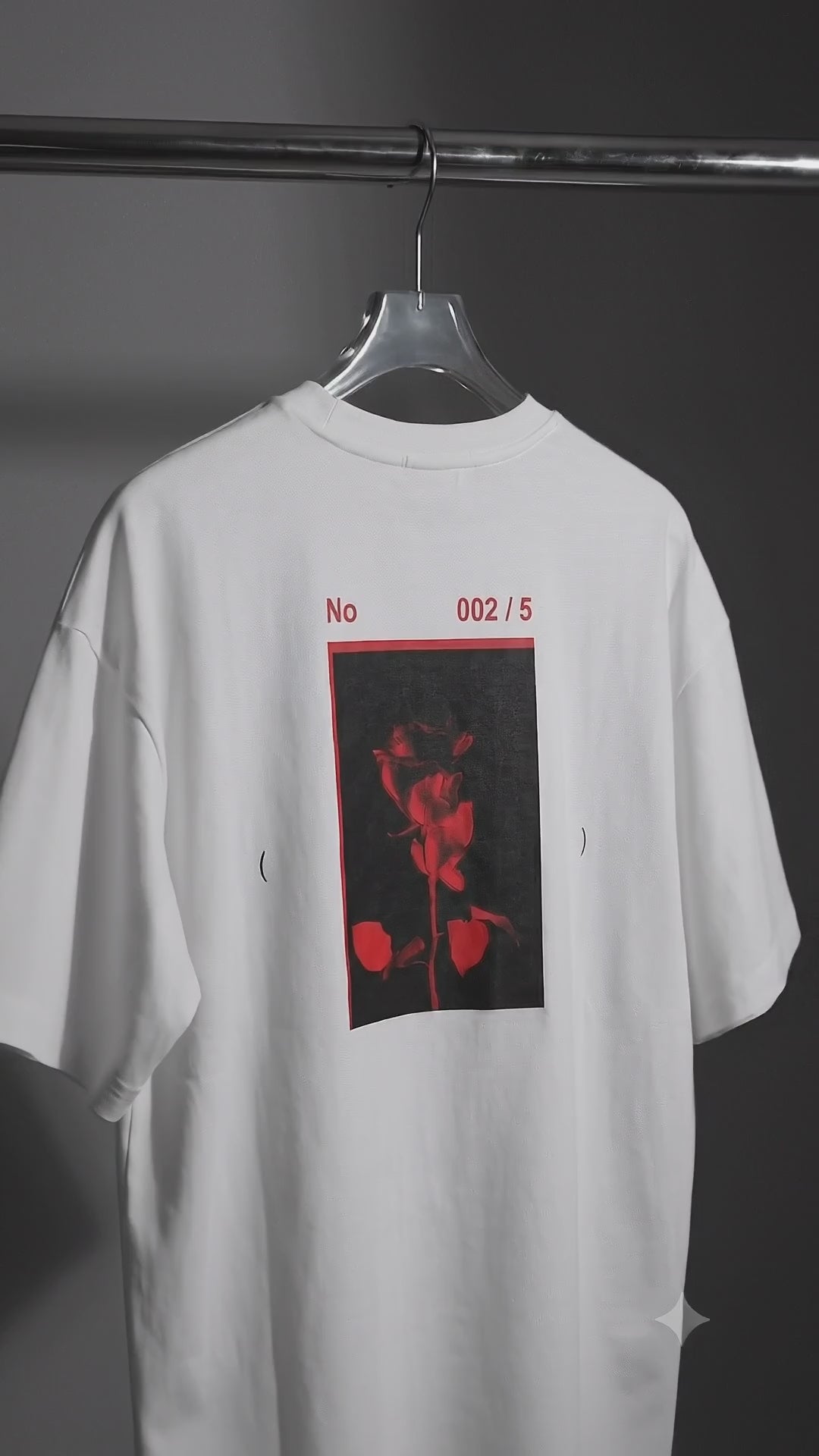 Oversized T-shirt Unisexe "The Red Rose🌹"